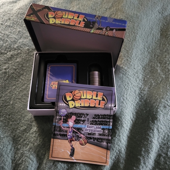 Double Dribble Basketball Card Game Strategy Family Party New Open Box ages 8+ - Picture 11 of 16
